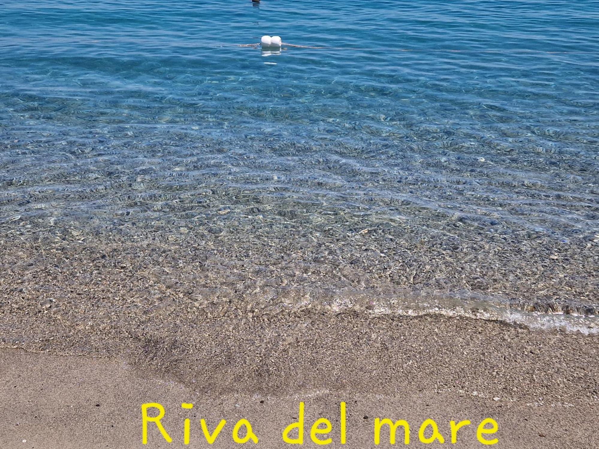 Miriam 21, a 300 metri dal mare Apartment Santa Caterina Dello Ionio Marina Bagian luar foto