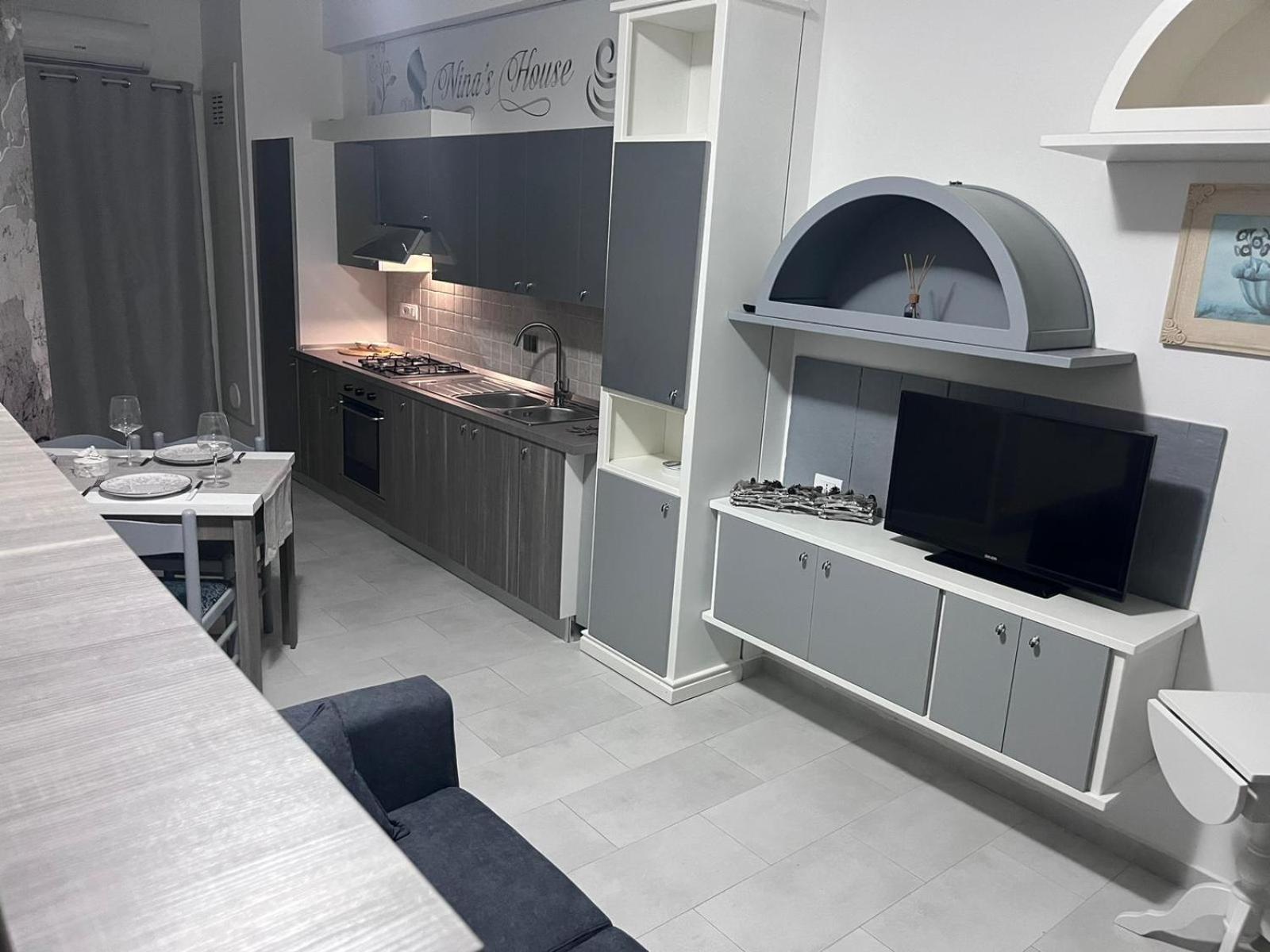 Miriam 21, a 300 metri dal mare Apartment Santa Caterina Dello Ionio Marina Bagian luar foto